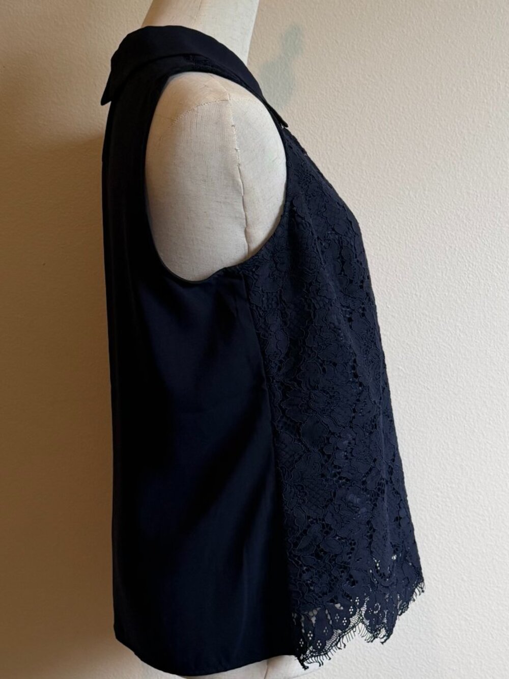Banana Republic Blue Sleeveless Mixed Media Top S - Picture 3 of 10